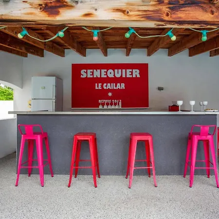 Manade By ヴィラ Le Cailar