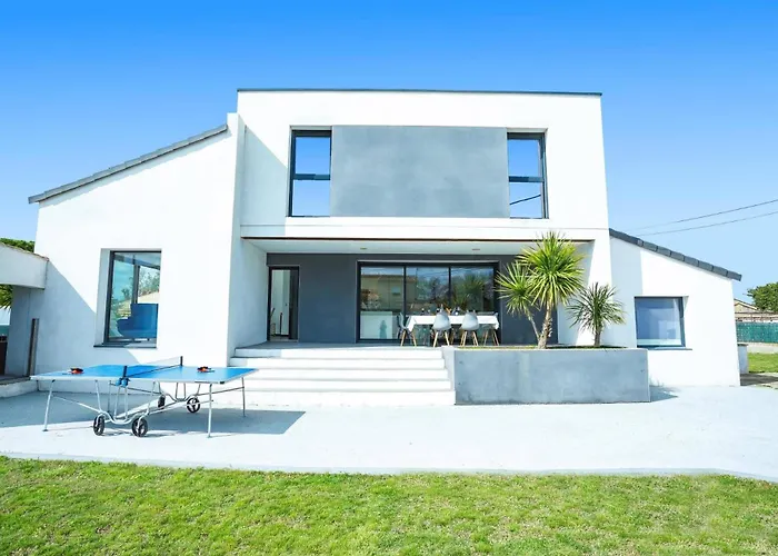 Villa Manade By Le Cailar